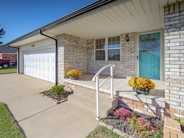 1524 W Oak St, El Reno, OK 73036