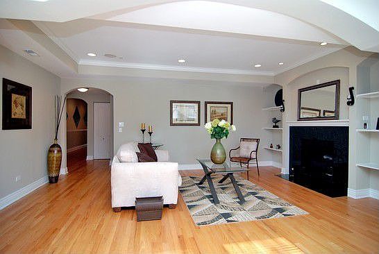 2nd image of 1910 W Estes Ave APT 3