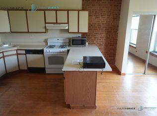 1251 W Devon Ave, Chicago, IL 60660