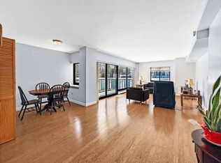 300 Lynn Shore Dr APT 203, Lynn, MA 01902