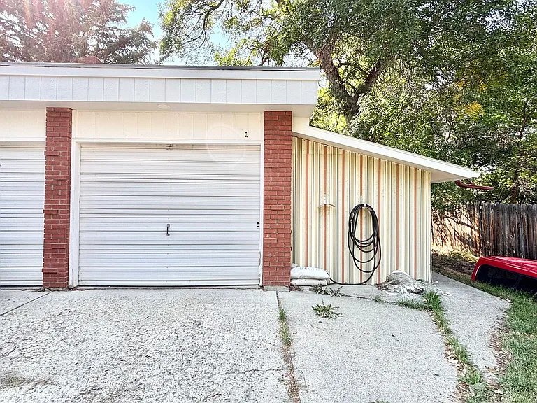 19 E Garfield St — Photo 11