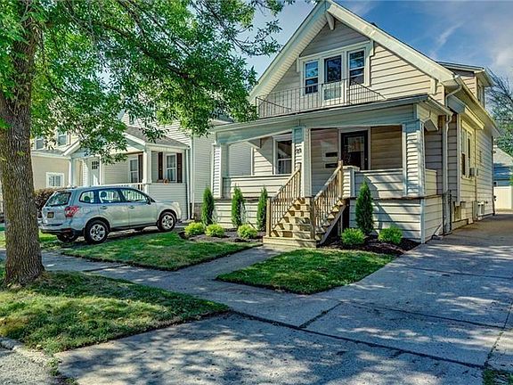 3rd image of 64U Parkwood Ave