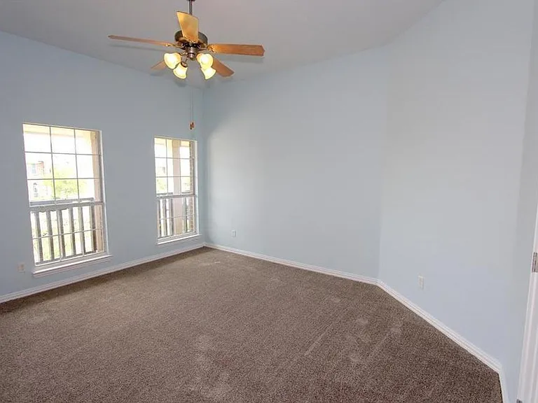 3500 Delaney Dr — Photo 23