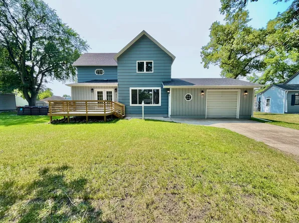 423 12th St N, Breckenridge, MN 56520
