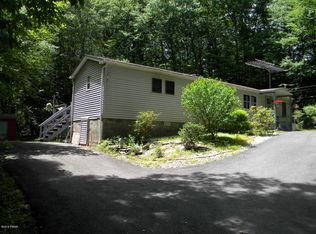 103 Lochinvar Ln, Greeley, PA 18425