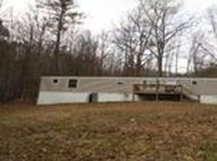 571 McDowell Branch Ln, Fort Blackmore, VA 24250