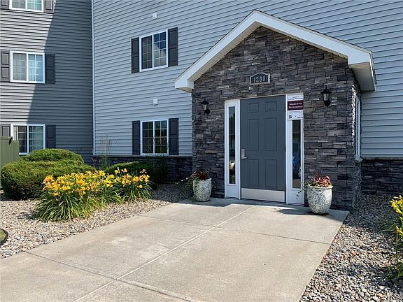 2nd image of 1203 Landrush Way