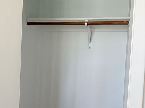 5th image of 213A Clement St