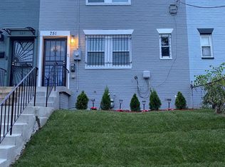 751 51st St SE, Washington, DC 20019
