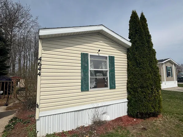 4644 Springcress Ln, Traverse City, MI 49685