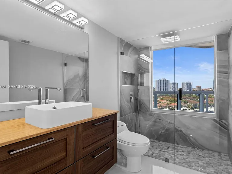 21055 Yacht Club Dr #1409 — Photo 30