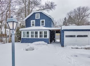 15 Topper Dr, Rochester, NY 14622