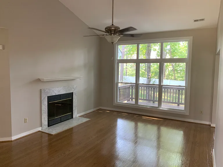 1517 Winters Hill Cir — Photo 4