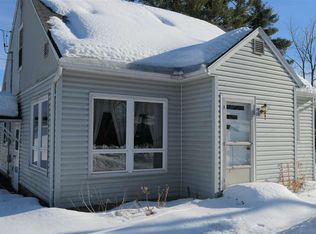 320 Jones Ave, Hatley, WI 54440