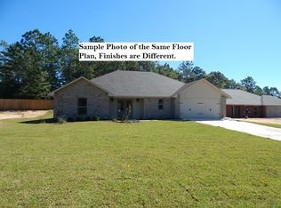 260 Cassady Ln, Crestview, FL 32539