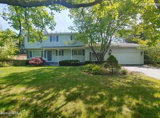 75 Clydesdale Dr, Pittsfield, MA 01201