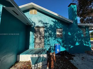1121 NW 40th St #2, Miami, FL 33127