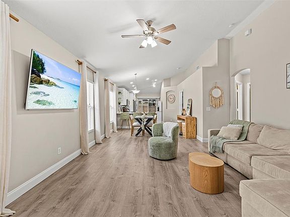 5th image of 10611 LAKESIDE VISTA DRIVE