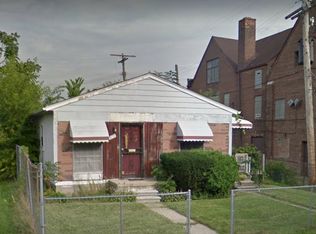 19140 Charleston St, Highland Park, MI 48203