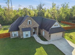 2096 Campfire Rd, Lake Charles, LA 70611