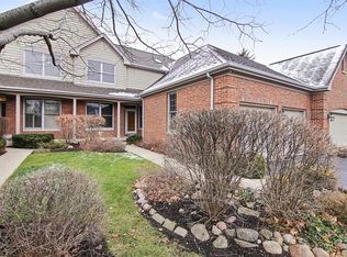 2123 Warrington Ct, Glenview, IL
