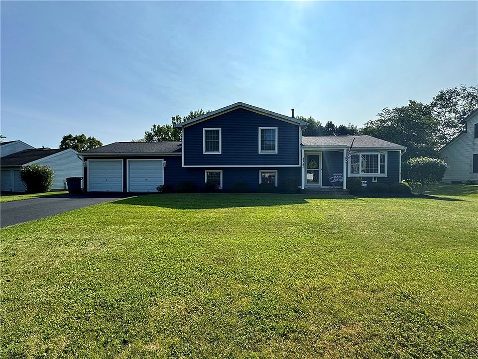 1st image of 3342 Evergreen Cir