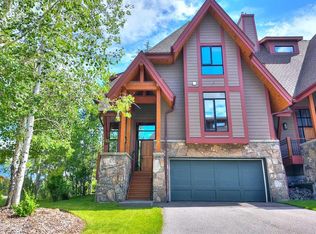 101 NW Armstrong Pl #1, Canmore, AB T1W3M2