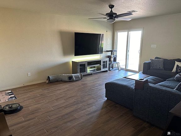 3rd image of 7922 E 44th Pl