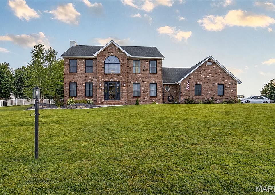 1st image of 5220 Foxglove Ln