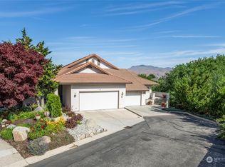 401 19th St NE APT 9, East Wenatchee, WA