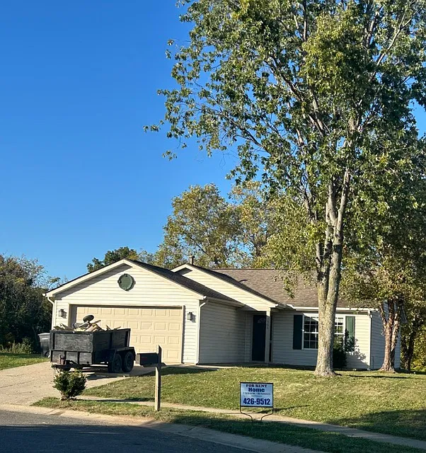 3 bed, 1216 sqft, $1,850 — Photo 3