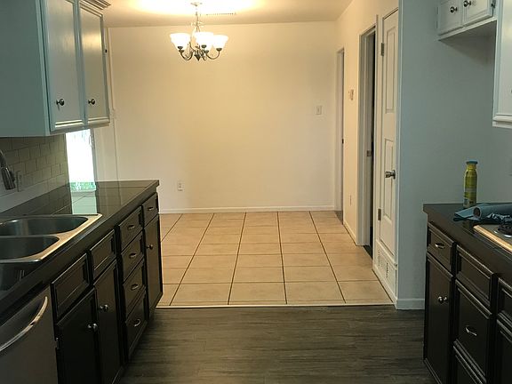 4th image of 3334 Ivanhoe Ln