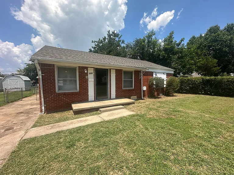 125 E Northrup Dr — Photo 10