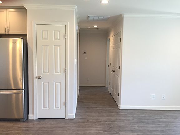 2nd image of 604 Carrie Ln #604