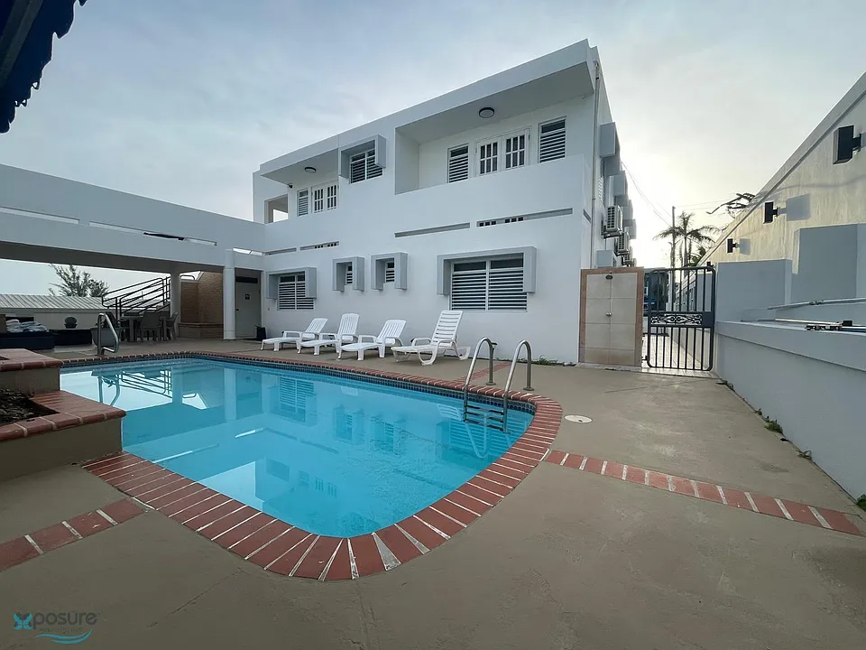 km 1 Tropical Breeze Apartments #4466