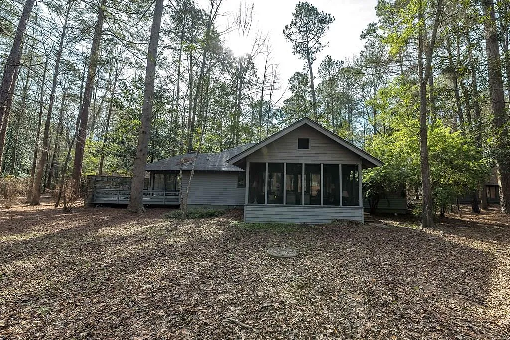 1601 Fern Creek Ln photo 1