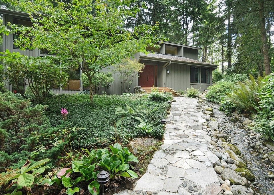 1st image of 3209 134th Ave NE