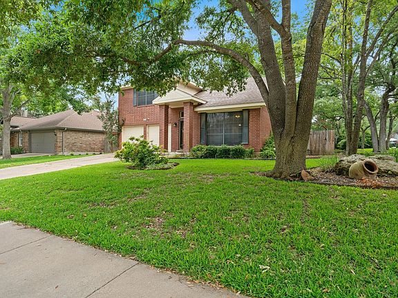 3rd image of 12900 Medina River Way