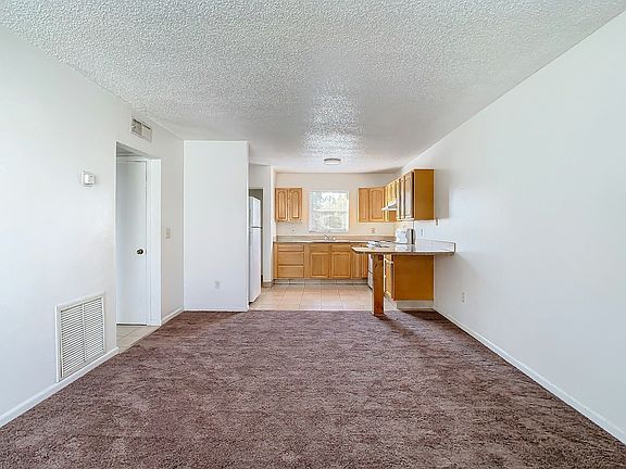 3rd image of 710 E Floribraska Ave APT C