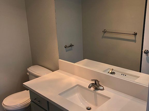 5th image of 1545 Amherst Ave APT 308
