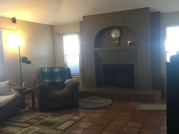 3rd image of 2804 N Selman St