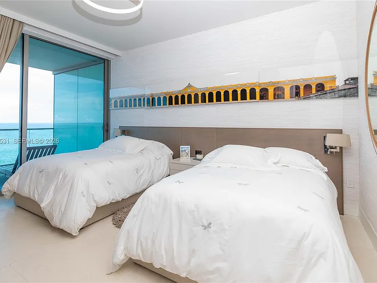 10201 E Collins Ave #1002 — Photo 32