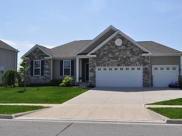 209 Red Oak Pass, Commercial Pt, OH 43116