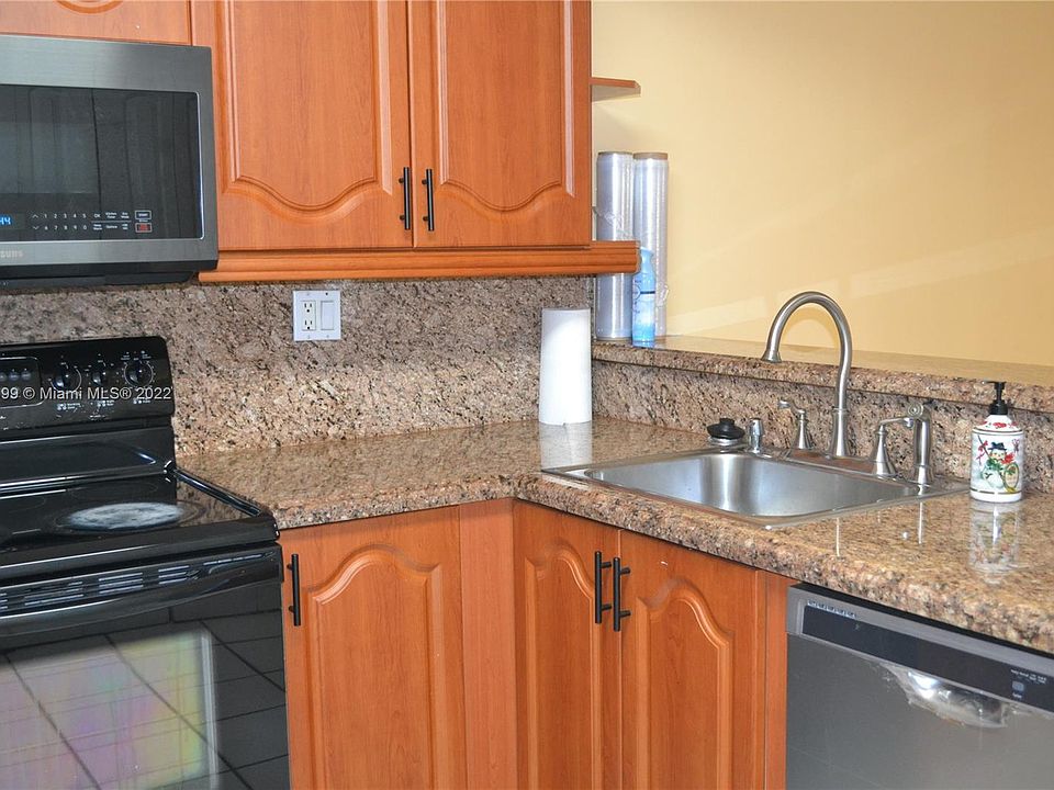 South Lake Villas Condominiums Miami, FL Zillow