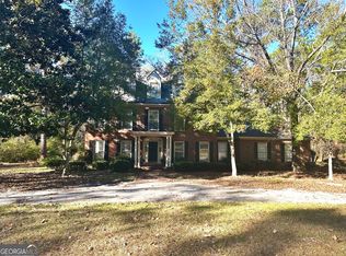 4979 Country Club Rd, Statesboro, GA 30458