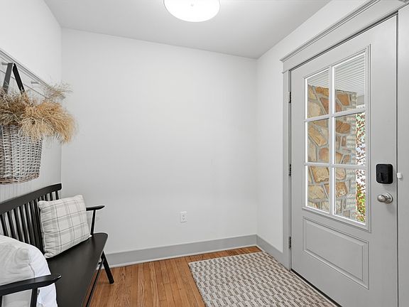 5th image of 1154 Donaghey Ave