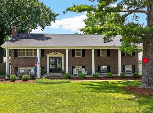 1120 Hollin Ct, Saint Louis, MO 63131
