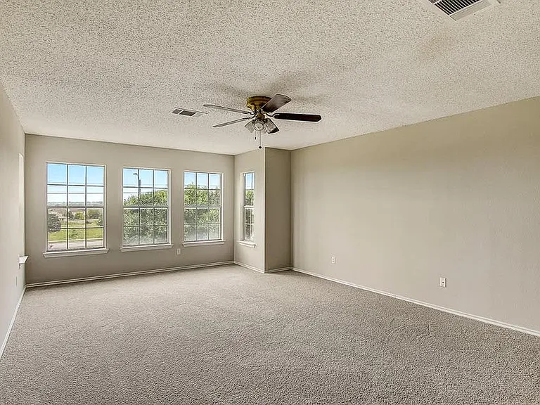 17627 Dansworth Dr — Photo 7