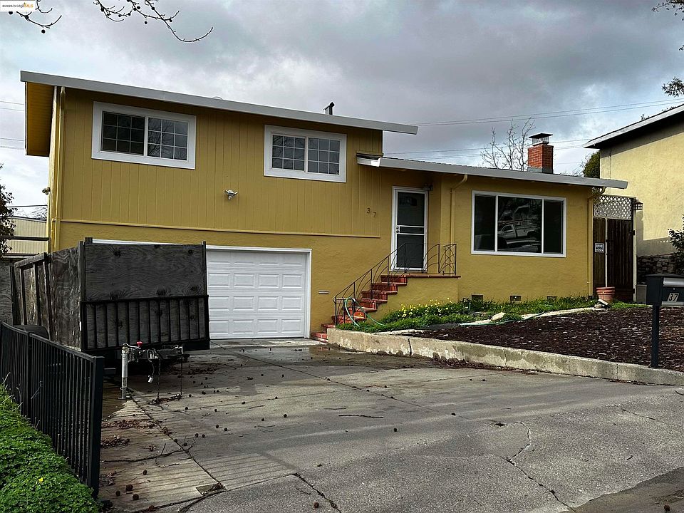 1st image of 37 Los Cerritos Dr