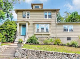 33 Lansdowne Rd, Arlington, MA 02474
